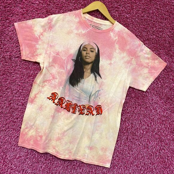 Aaliyah Tie dye Retro Style RnB Tshirt size Small - Picture 3 of 4